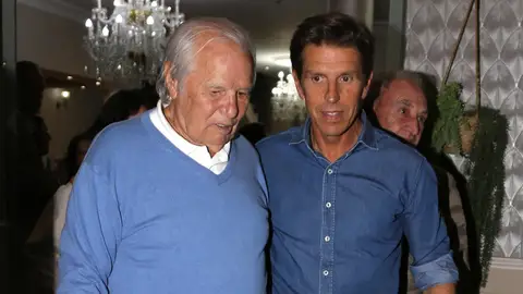 Manuel Díaz El Cordobés junto a su padre, Manuel Benítez Manuel Díaz El Cordobés junto a su padre, Manuel Benítez