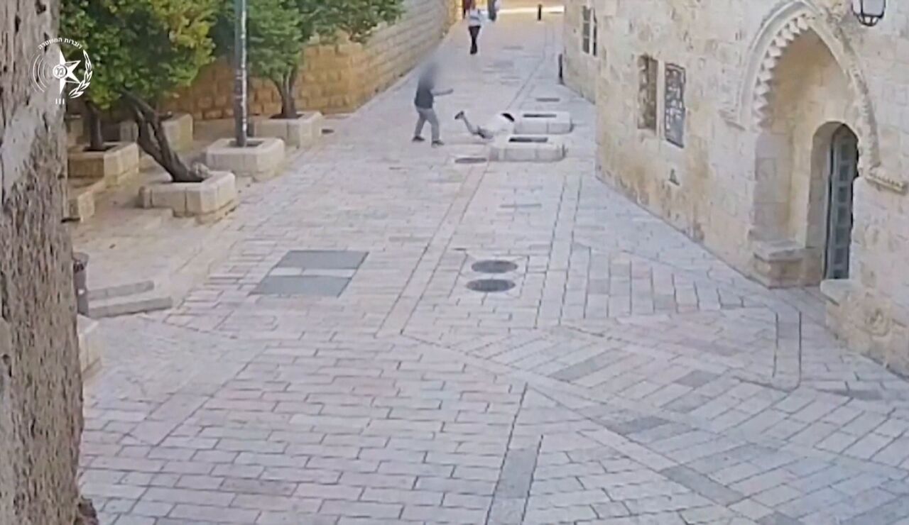 Un extremista jud&iacute;o agrede a una monja