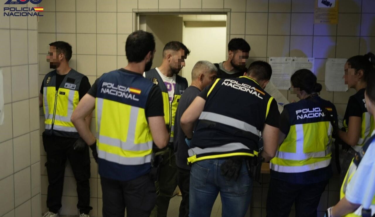 Expulsan a 21 multirreincidentes extranjeros que operaban en Barcelona