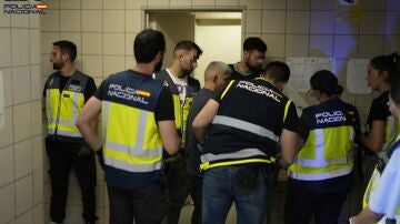 Expulsan a 21 multirreincidentes extranjeros que operaban en Barcelona