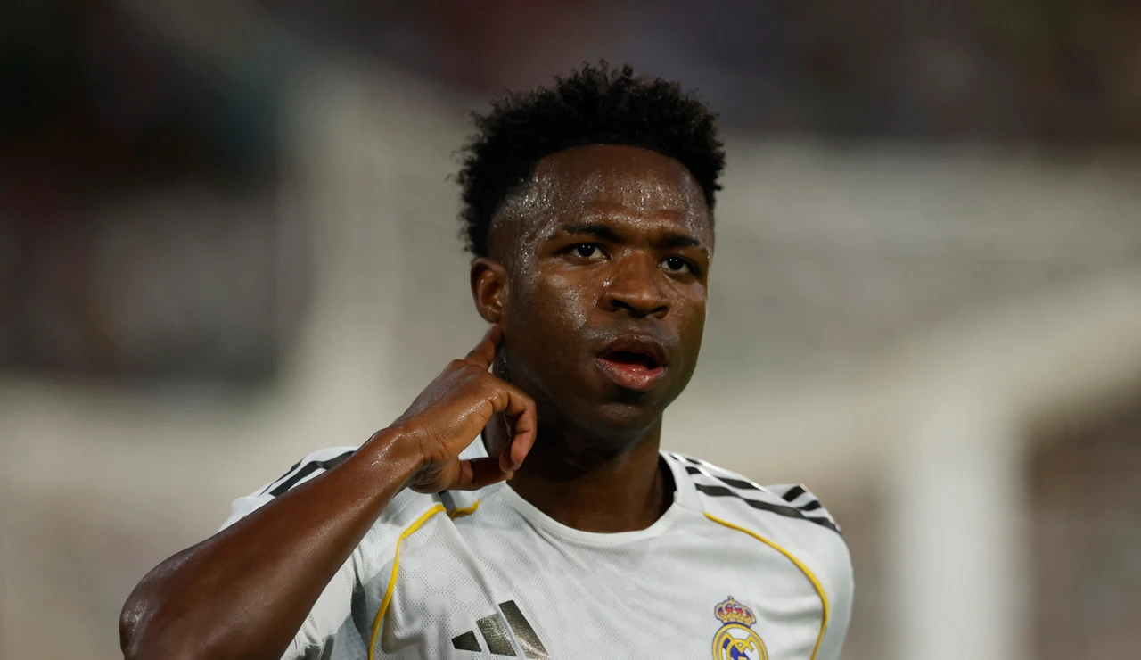 Vinicius celebra un gol ante el Betis