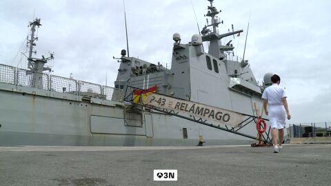 Buques de la armada realizan maniobras en el Mediterr&aacute;neo con 500 efectivos: "Hay puertas abiertas para que se conozca nuestra labor submarina"