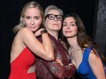 Emily Blunt, Meryl Streep y Anne Hathaway en los SAG Awards 2024