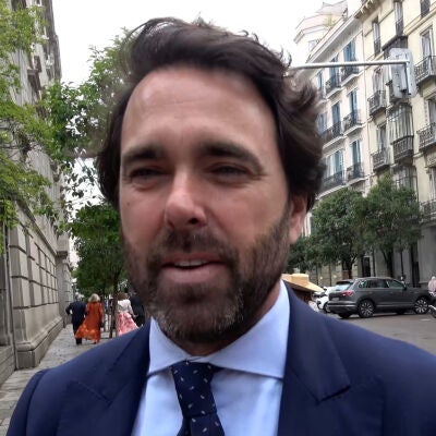 Javier Ungr&iacute;a tras la boda de su hermano