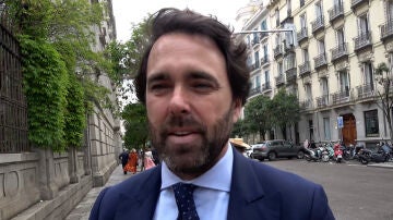 Javier Ungr&iacute;a tras la boda de su hermano