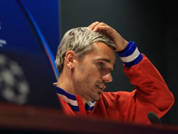  Antoine Griezmann, en la sala de prensa del Emirates Stadium