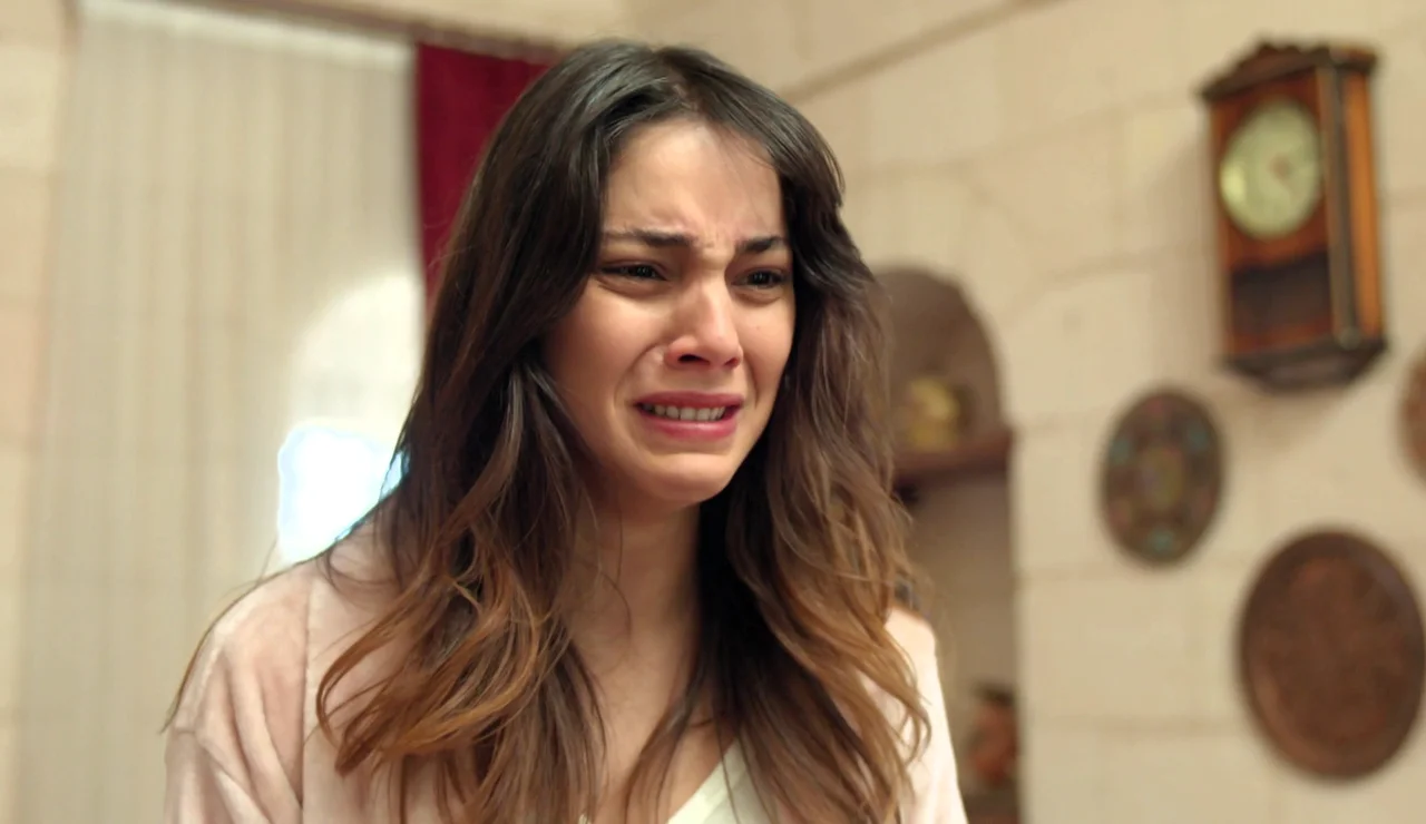 “Si me obligáis, me suicidaré”: la aterradora amenaza de Zerrin para evitar su boda