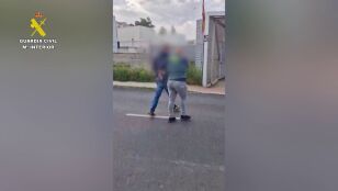 El v&iacute;deo de la detenci&oacute;n del profesor de Huelva