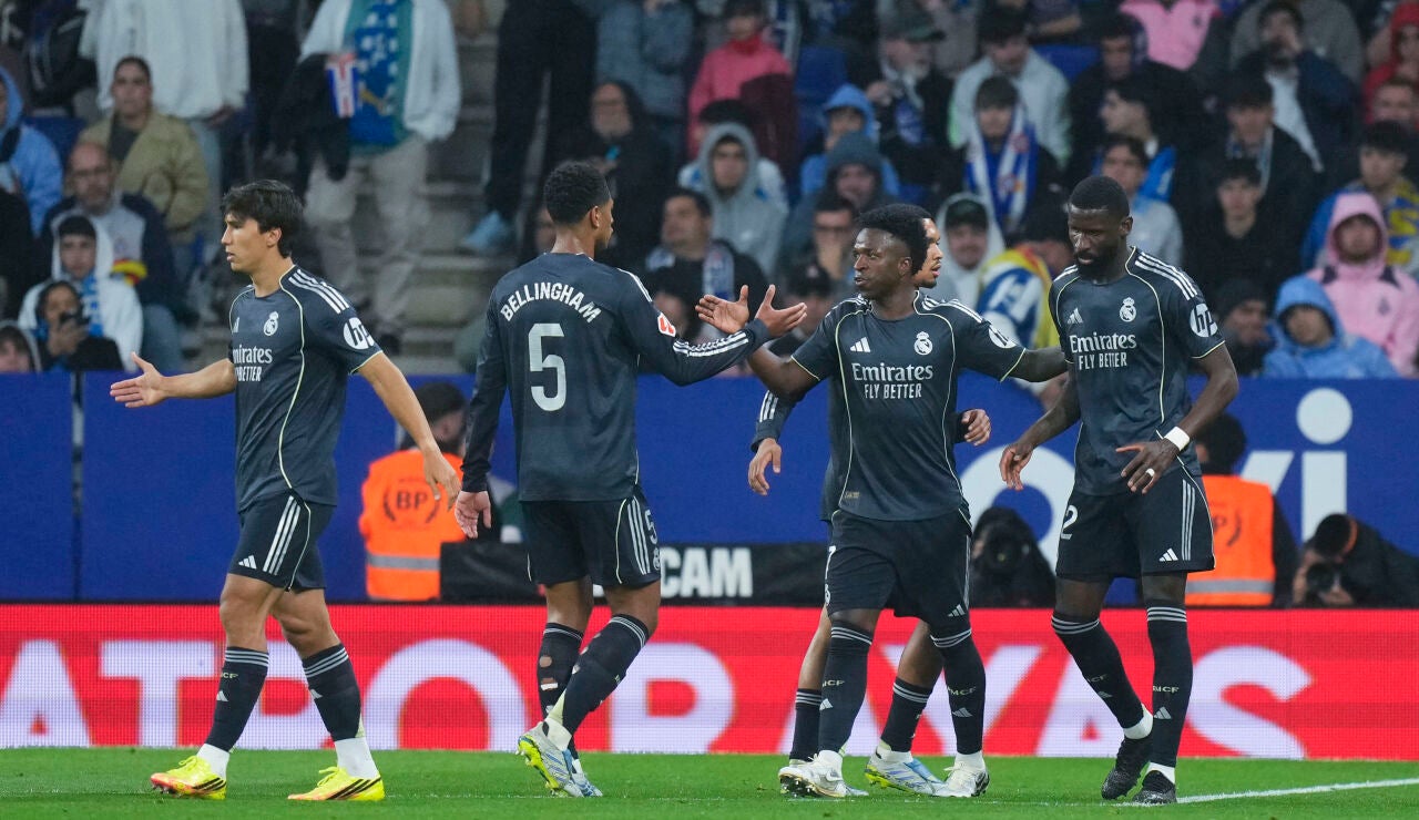 Vinicius celebra un gol ante el Espanyol