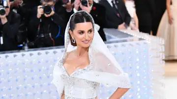 Penélope Cruz en la Met Gala 2023 Penélope Cruz en la Met Gala 2023