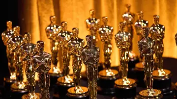 Estatuillas de los Premios Oscar de Hollywood Estatuillas de los Premios Oscar de Hollywood