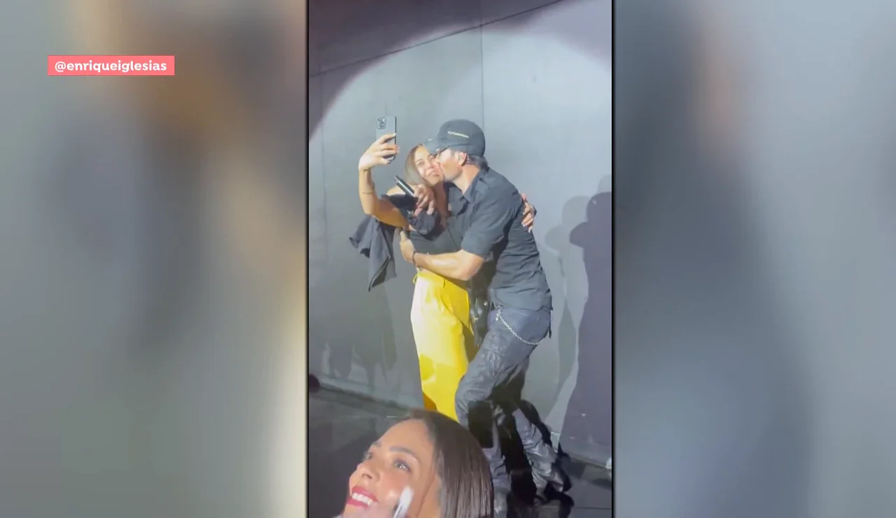 Beso Enrique Iglesias