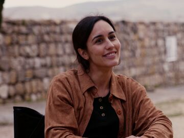 Megan Montaner y el equipo de Entre tierras se sinceran sobre sus compa&ntilde;eros: "Da gusto trabajar con ellos"