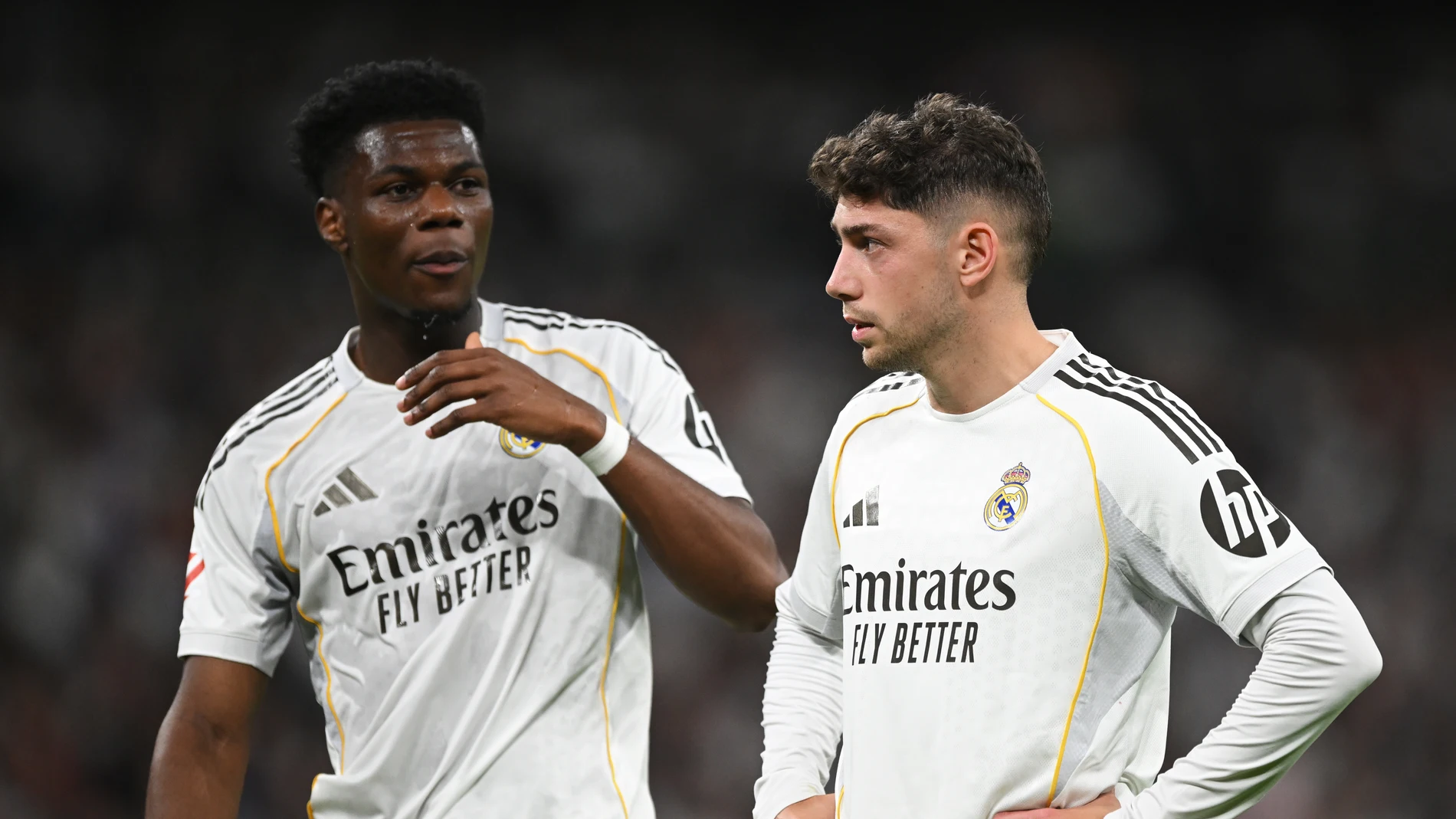 Tchouaméni y Valverde durante un partido con el Real Madrid Tchouaméni y Valverde durante un partido con el Real Madrid