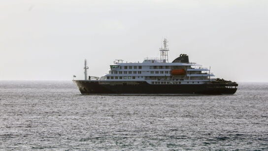  El crucero MV Hondius, en aguas de Cabo Verde