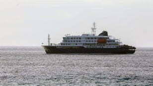  El crucero MV Hondius, en aguas de Cabo Verde
