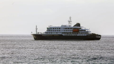  El crucero MV Hondius, en aguas de Cabo Verde