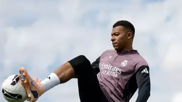 Mbappé, durante el entrenamiento en Valdebebas Mbappé, durante el entrenamiento en Valdebebas
