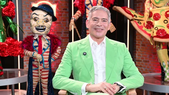 Clavel y Momia, las favoritas para ganar Mask Singer según Arturo Valls y los investigadores Clavel y Momia, las favoritas para ganar Mask Singer según Arturo Valls y los investigadores