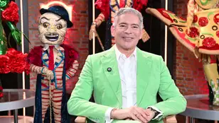 Clavel y Momia, las favoritas para ganar Mask Singer según Arturo Valls y los investigadores