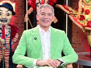 Clavel y Momia, las favoritas para ganar Mask Singer seg&uacute;n Arturo Valls y los investigadores