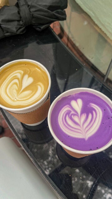 Café latte y ube latte