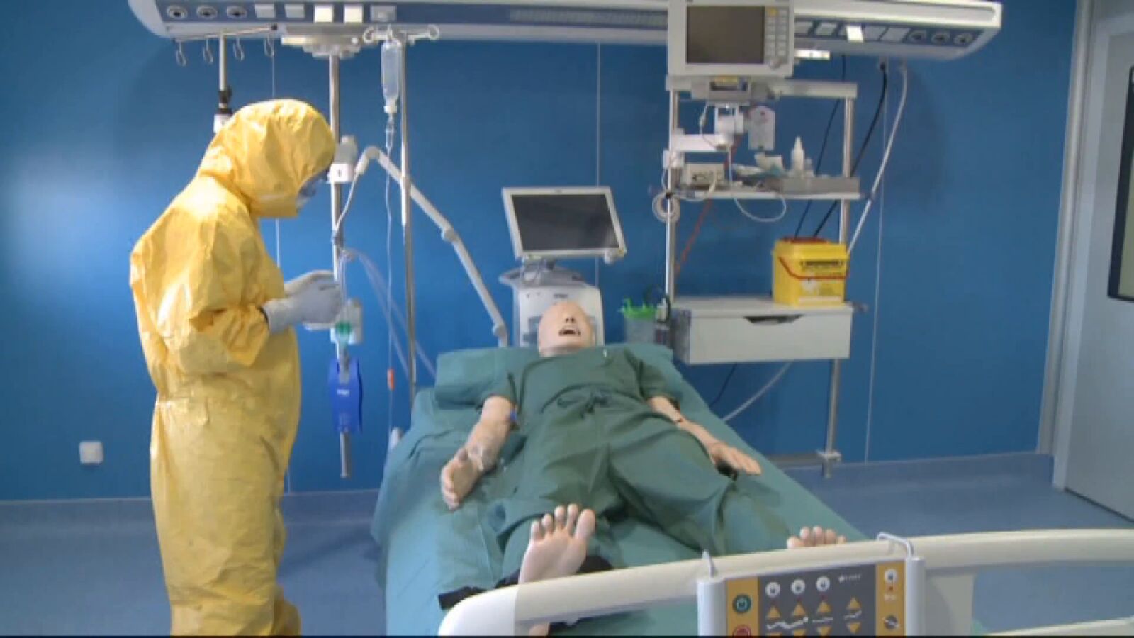 Habitaciones de aislamiento, laboratorio, quirófano... así el Hospital Gómez Ulla al que irán los españoles del crucero del hantavirus