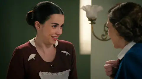 Paula, ilusionada con Tasio tras pasar la noche con él, le pide volver a verse a solas Paula, ilusionada con Tasio tras pasar la noche con él, le pide volver a verse a solas