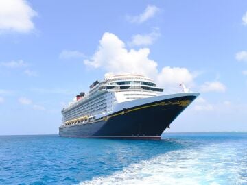Imagen del crucero Fantasy Disney Cruise Line