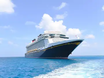 Imagen del crucero Fantasy Disney Cruise Line Imagen del crucero Fantasy Disney Cruise Line