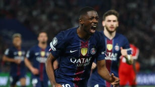 Ousmane Dembel&eacute; celebra su gol al Bayern en el Allianz Arena