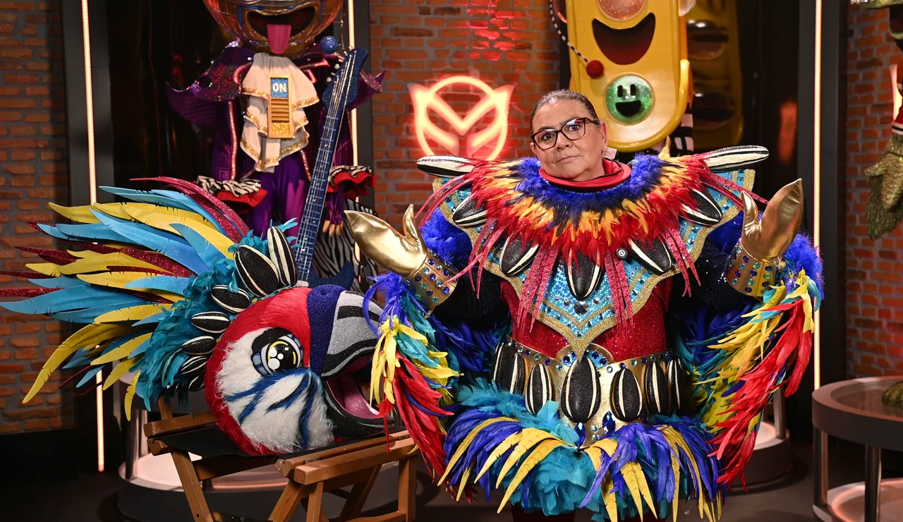 María del Monte, Loro en Mask Singer