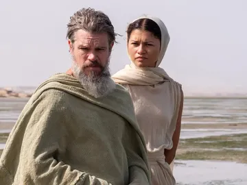 Matt Damon como Odiseo y Zendaya como Athena en La Odisea Matt Damon como Odiseo y Zendaya como Athena en La Odisea