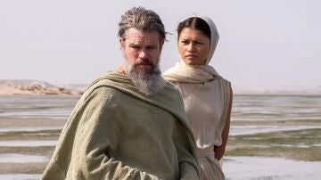 Matt Damon como Odiseo y Zendaya como Athena en La Odisea