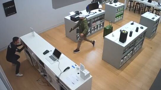 Imagen de el atraco en una tienda de Matar&oacute;.