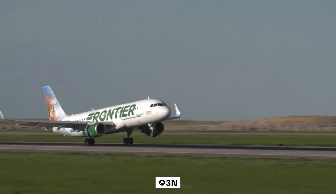 Muere una persona tras ser atropellada por un avi&oacute;n en una pista a&eacute;rea en Denver