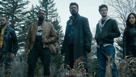 Tomer Capone, Laz Alonso, Karl Urban, Jack Quaid y Karen Fukuhara en la temporada 5 de The Boys