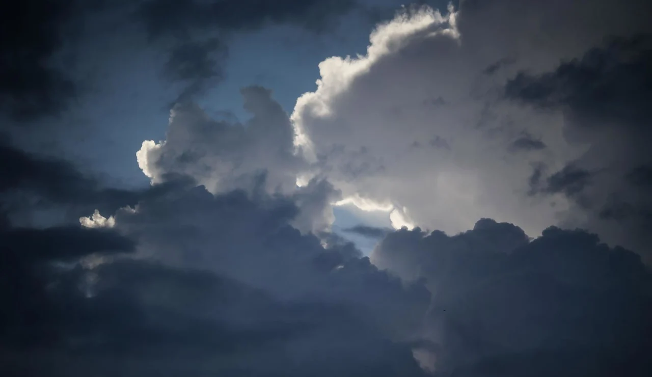 La Rioja activará este mediodía el riesgo amarillo por lluvias y tormentas
