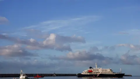 Crucero MV Hondius en el puerto de Granadilla de Abona (Tenerife) Crucero MV Hondius en el puerto de Granadilla de Abona (Tenerife)