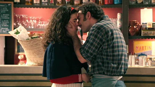 Mabel y Salva dan otra oportunidad al amor tras recibir la bendición de Claudia Mabel y Salva dan otra oportunidad al amor tras recibir la bendición de Claudia