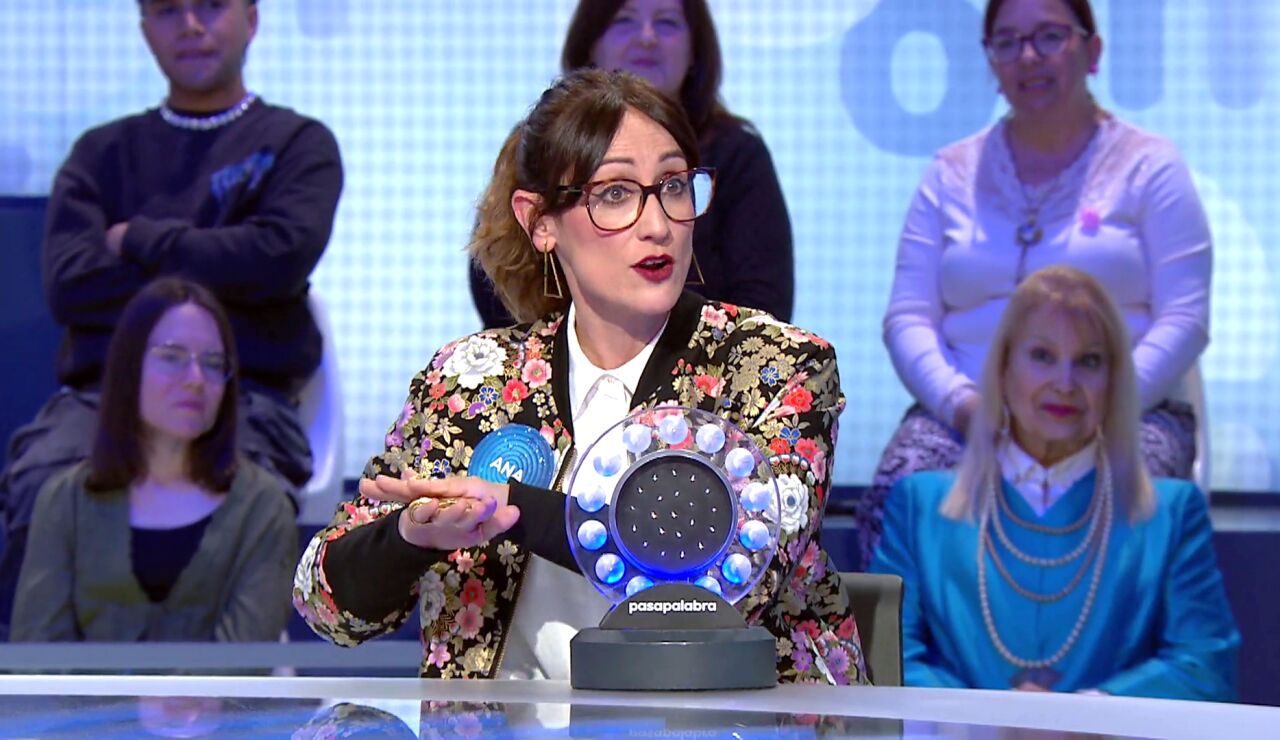 La lecci&oacute;n de Ana Morgade en Pasapalabra sobre primeros auxilios gracias a &lsquo;Stayin&rsquo; alive&rsquo;