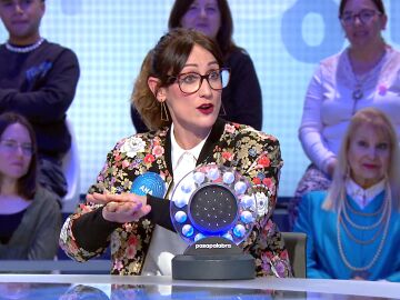 La lecci&oacute;n de Ana Morgade en Pasapalabra sobre primeros auxilios gracias a &lsquo;Stayin&rsquo; alive&rsquo;