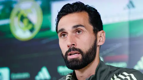 Álvaro Arbeloa, en rueda de prensa en Valdebebas Álvaro Arbeloa, en rueda de prensa en Valdebebas