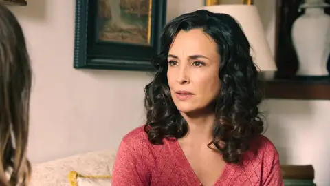 Beatriz, convencida de que Álvaro podría estar detrás del robo de los camiones de Brossard- De la Reina Beatriz, convencida de que Álvaro podría estar detrás del robo de los camiones de Brossard- De la Reina