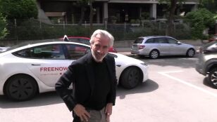Imanol Arias hablando con la prensa