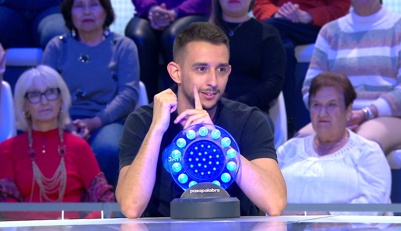La &lsquo;insatisfacci&oacute;n&rsquo; de David por Katy Perry: Javier acierta una canci&oacute;n que conoc&iacute;a en La Pista