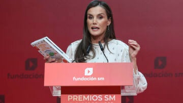 La reina Letizia durante el acto de entrega de la 48 edici&oacute;n de los Premios SM de Literatura Infantil y Juvenil