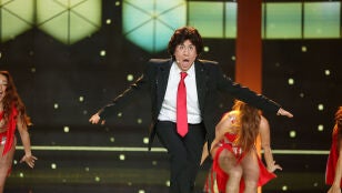 An&iacute;bal G&oacute;mez monta una fiesta en plat&oacute; con &lsquo;Brasil, Meu Carnaval&rsquo; de Georgie Dann 