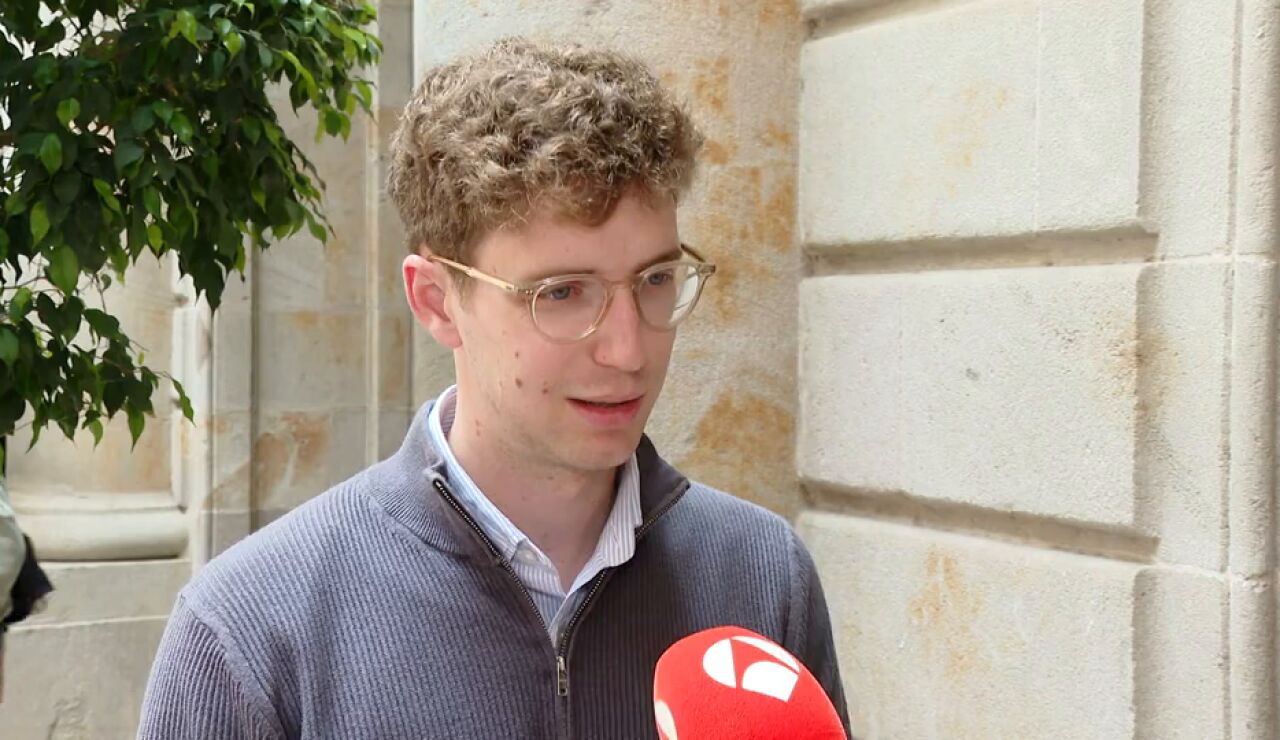 El m&oacute;vil 'anti-adicciones' ideal para menores que triunfa tambi&eacute;n entre adultos saturados