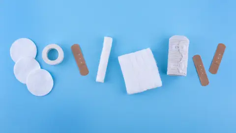 Algodón, esparadrapo, gasas, vendas y tiritas Algodón, esparadrapo, gasas, vendas y tiritas
